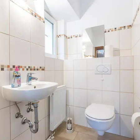 Fuer 8 Personen In Ehemaligem Weingut Mit 4 Schlafzimmern