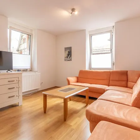 Fuer 8 Personen In Ehemaligem Weingut Mit 4 Schlafzimmern