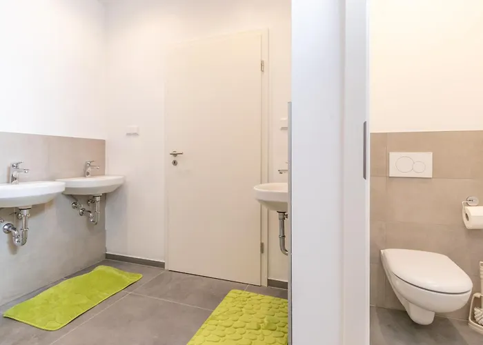 Fuer 8 Personen In Ehemaligem Weingut Mit 4 Schlafzimmern Apartamento