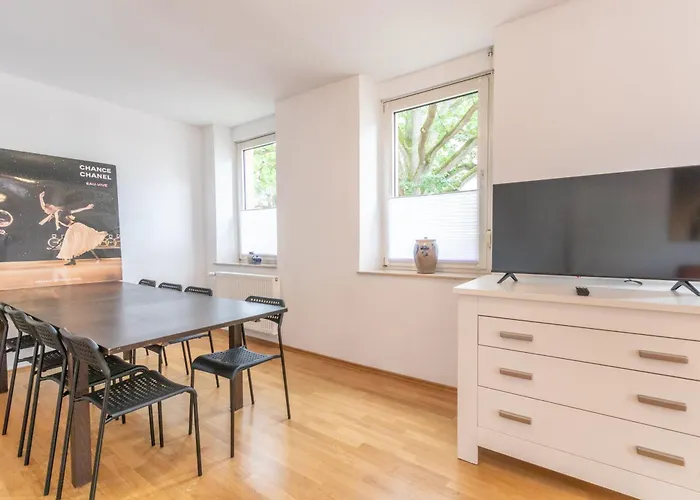 Fuer 8 Personen In Ehemaligem Weingut Mit 4 Schlafzimmern *