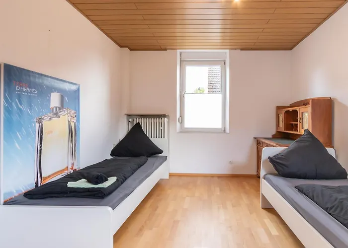 Fuer 8 Personen In Ehemaligem Weingut Mit 4 Schlafzimmern Apartamento *
