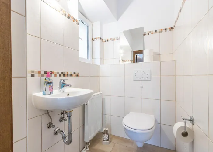 Fuer 8 Personen In Ehemaligem Weingut Mit 4 Schlafzimmern