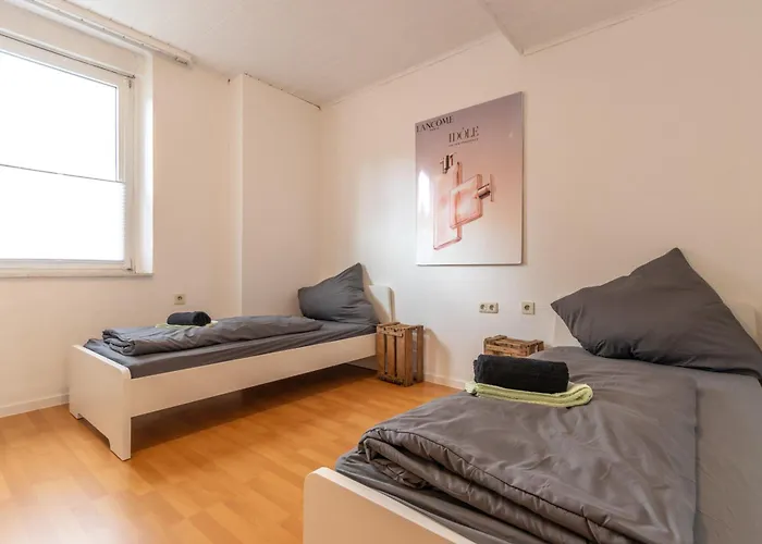 Apartamento Fuer 8 Personen In Ehemaligem Weingut Mit 4 Schlafzimmern *