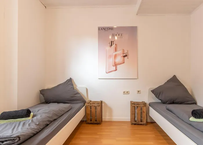 Fuer 8 Personen In Ehemaligem Weingut Mit 4 Schlafzimmern Apartamento *
